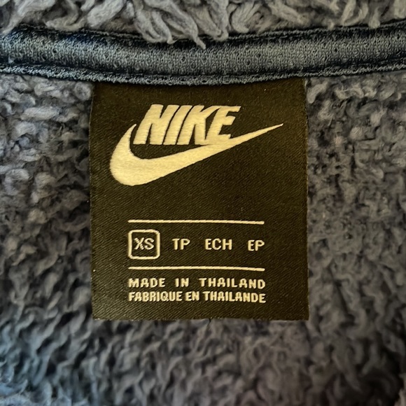 Nike crop half zip blue and pink fleece - Picture 7 of 8